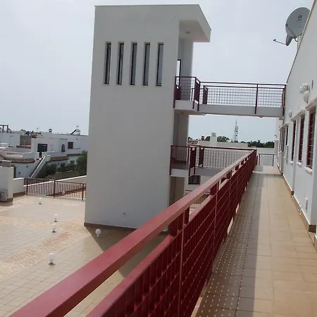 Turisticos San Vicente Apartamento